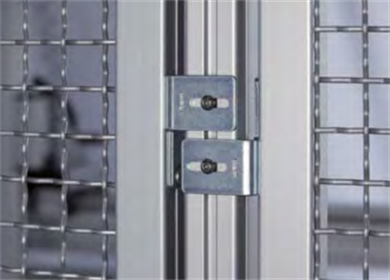Safety Hanger 8/8